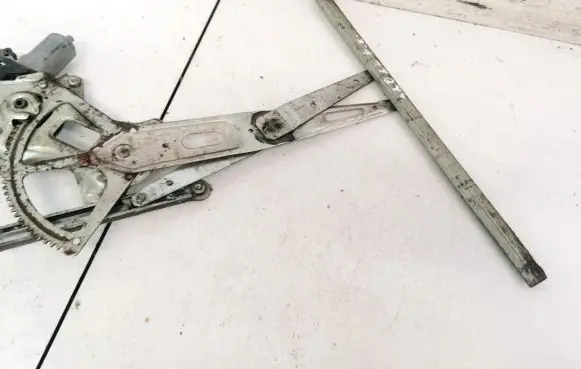 Toyota RAV 4 (XA30) Sliding door window regulator with motor