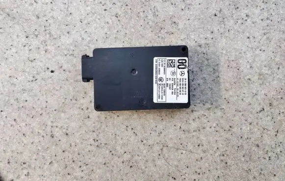 Mercedes-Benz A W176 Distronic sensor radar A000905130256 A0009051302