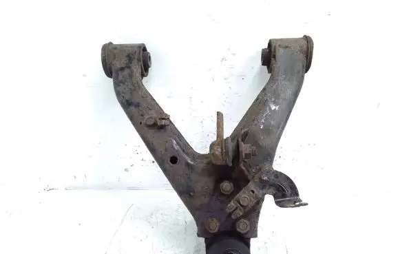 Mitsubishi Pajero Front lower control arm/wishbone