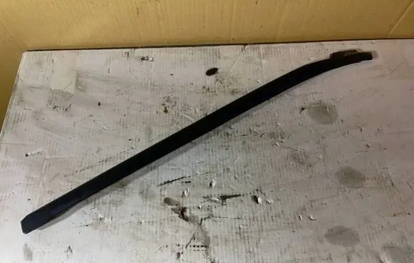 Windshield trim