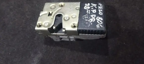 Peugeot 806 Front door lock