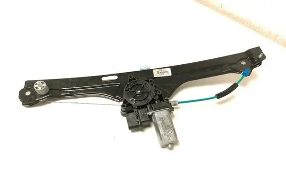 BMW 2 F45 Front door window regulator with motor 2579945