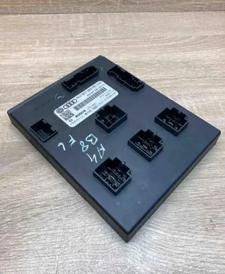 Audi A4 S4 B8 8K Comfort/convenience module 8K0907063AG 07014001