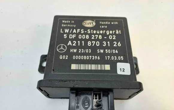 Mercedes-Benz E W211 Light module LCM A2118703126