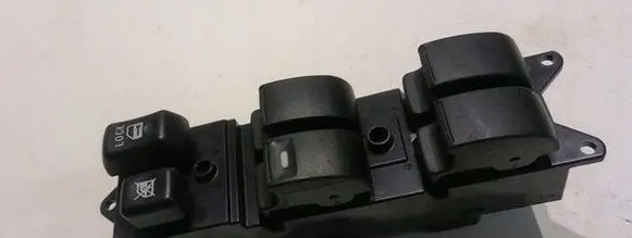 Mitsubishi ASX Electric window control switch 8608A207