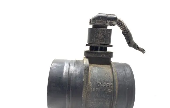 Volkswagen Tiguan Mass air flow meter 03G906461C