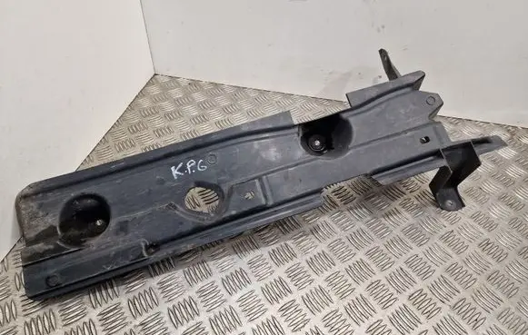 Rear underbody cover/under tray