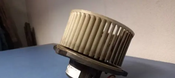 Mitsubishi Carisma Heater fan/blower 0130111191