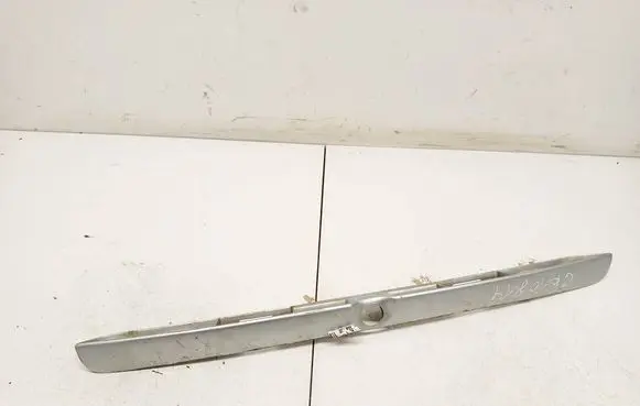 Audi A4 S4 B5 8D Trunk door license plate light bar 8d5827576b
