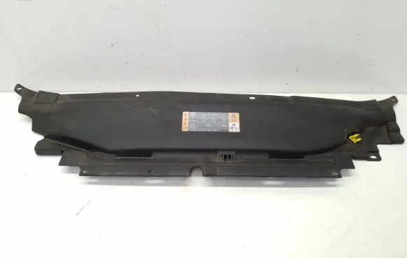 Radiator trim