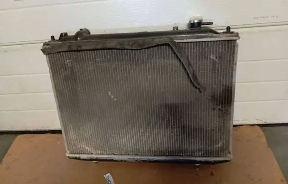 Ford Ranger Coolant radiator 2210102