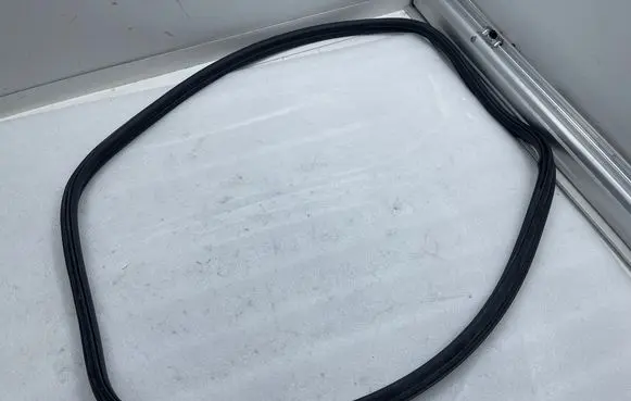 Tesla Model 3 Loading door rubber seal (on body) 