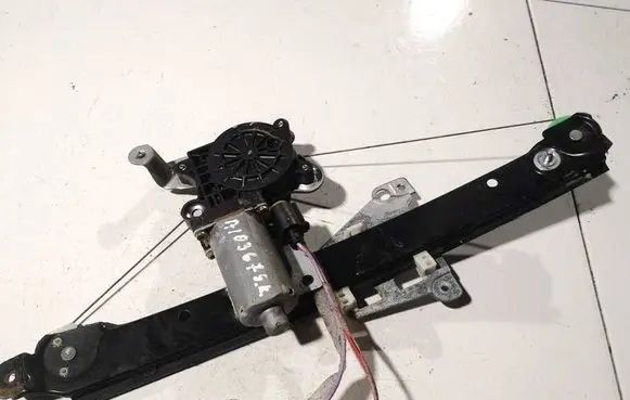 Volvo XC70 Sliding door window regulator with motor 