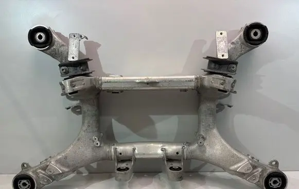 BMW 5 G30 G31 G38 Rear subframe 6861201