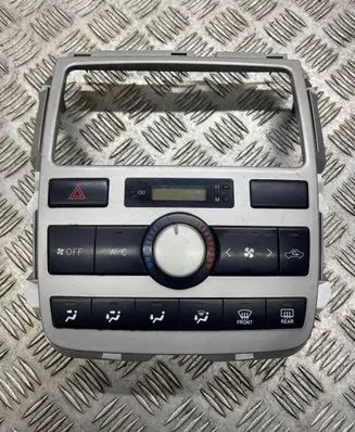 Toyota Avensis Verso Climate control unit 5590044270 1464309625