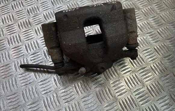 Toyota Verso Front brake caliper