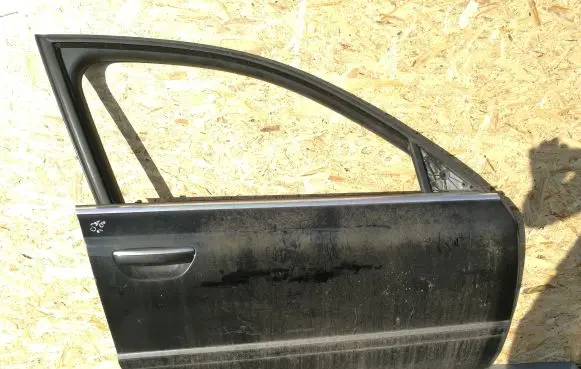 Audi A8 S8 D3 4E Front door