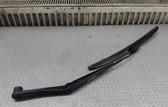 Chrysler PT Cruiser Windshield/front glass wiper blade 