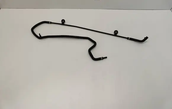 Engine coolant pipe/hose