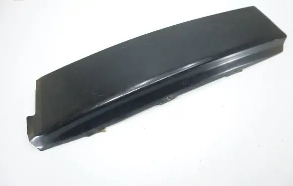 Audi A3 S3 8L Front door glass trim molding 8L3853290