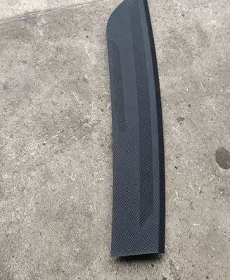 Mercedes-Benz C W204 Dashboard air vent grill cover trim A2046801807