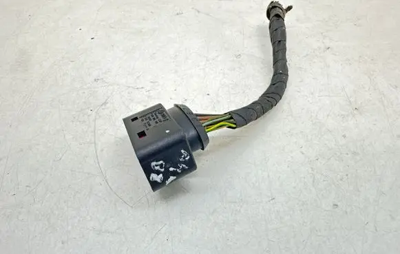 Audi A4 S4 B8 8K Headlight/headlamp wiring loom/harness 1J0973737