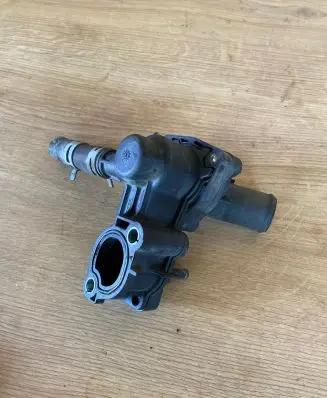 Ford Galaxy Thermostat housing 2S4Q9K478AD