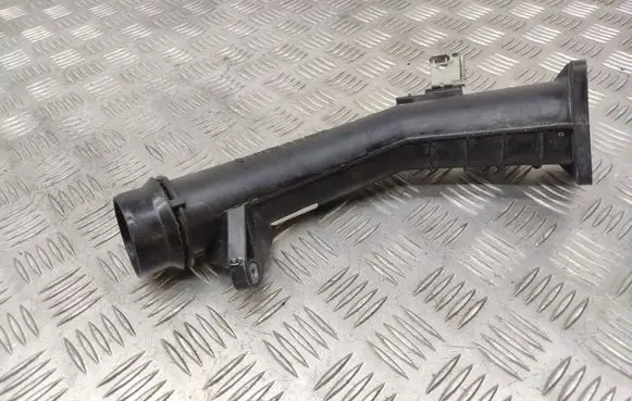Mercedes-Benz B W246 W242 Turbo air intake inlet pipe/hose A2700900644 A270090074