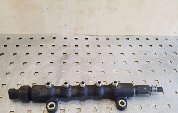 Toyota Corolla Verso AR10 Fuel main line pipe 8945871010