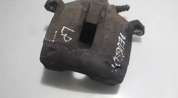 Peugeot 208 Front brake caliper