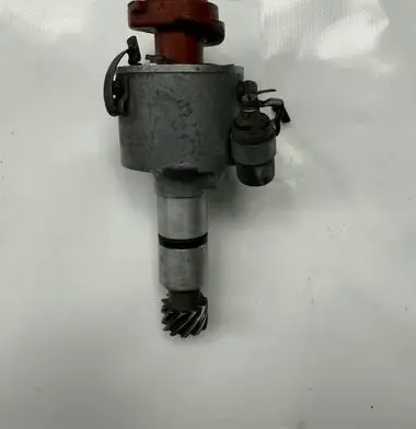 BMW 5 E12 Ignition distributor 0231151009