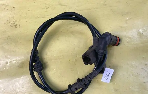 Mercedes-Benz B W245 ABS brake wheel speed sensor A1695404005