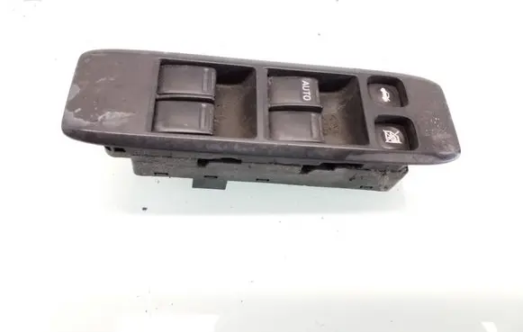 Nissan Primera Electric window control switch 25401AV640