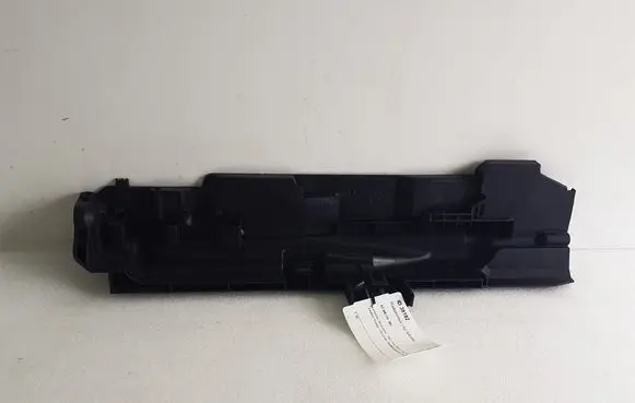 BMW 1 E81 E87 Radiator mount bracket 7524914 17107524914