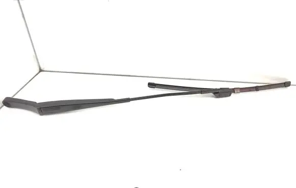 Volkswagen PASSAT B6 Windshield/front glass wiper blade 3C1955410A