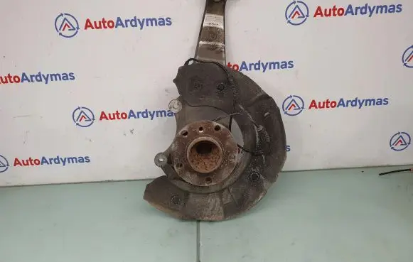 BMW 5 F10 F11 Front wheel hub spindle knuckle 6775770 31216775770