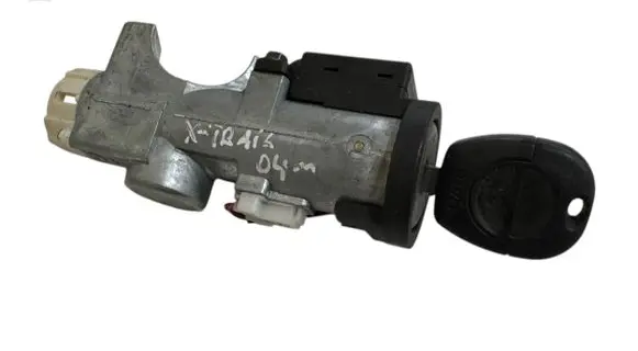Nissan X-Trail T30 Ignition lock 28590C9902 2671032209