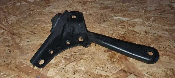 Citroen C3 Gearbox mounting bracket