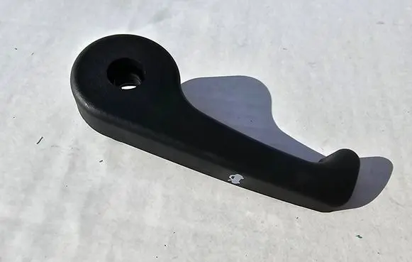 KIA Sportage Engine bonnet (hood) release handle 811812B000