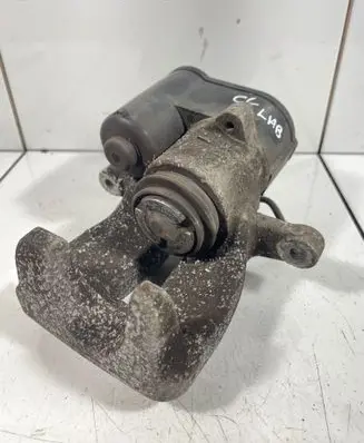 Volkswagen PASSAT CC Rear brake caliper 32332267