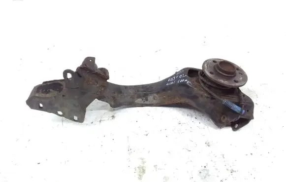 Mini One - Cooper R50 - 53 Rear wheel hub spindle/knuckle 