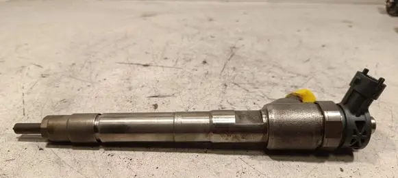 Jeep Grand Cherokee Fuel injector 0445110523 35062015F