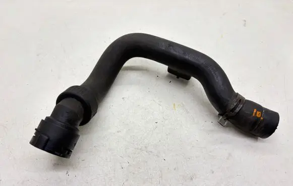 Volkswagen PASSAT B5.5 Engine coolant pipe/hose 8D0121101AD