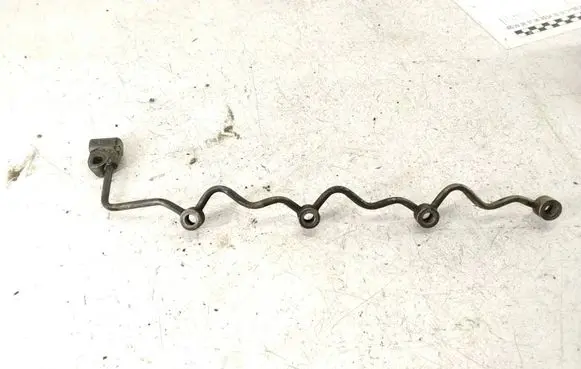 Toyota Avensis T250 Fuel main line pipe