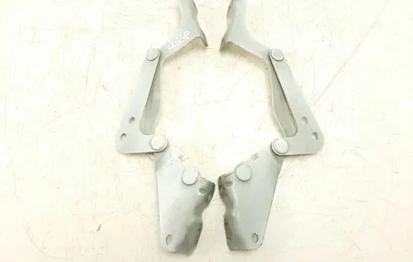 Peugeot iOn Engine bonnet/hood hinges