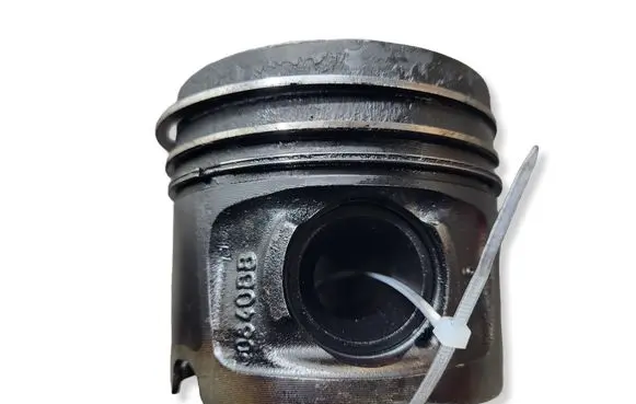 BMW 3 E90 E91 Piston N47D20C