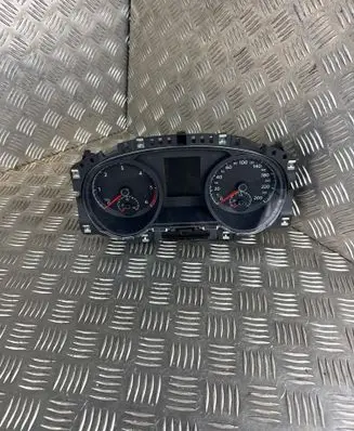 Volkswagen Golf VII Speedometer (instrument cluster) 5G0920871A 2498302