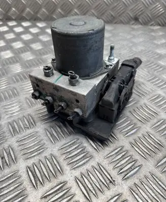 Nissan Qashqai ABS Pump 0265951743 101201674