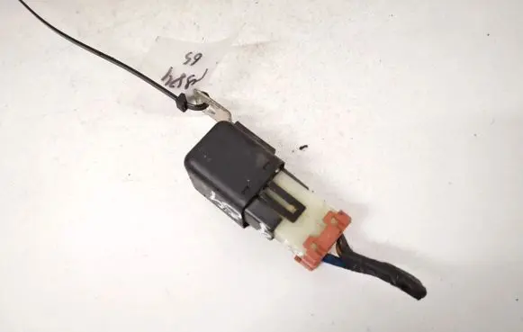 KIA Carens I Other relay e466330160 e46633-0160