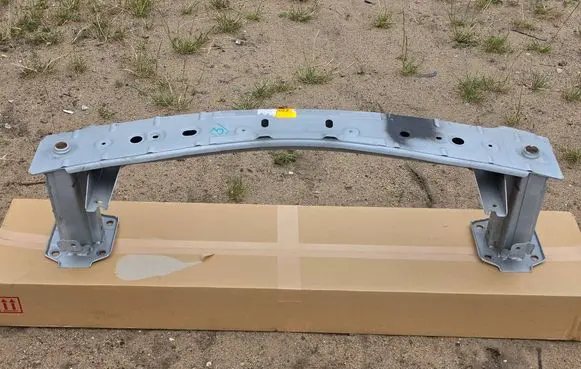 Mazda CX-3 Front bumper support beam D10E081